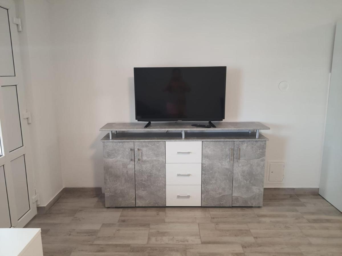 Zrinec Apartment Vir Luaran gambar