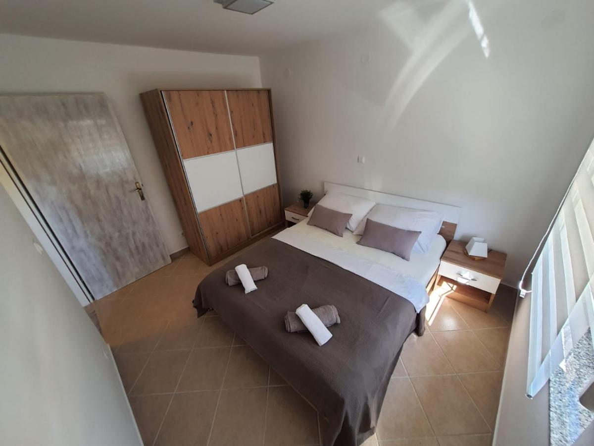 Zrinec Apartment Vir Luaran gambar
